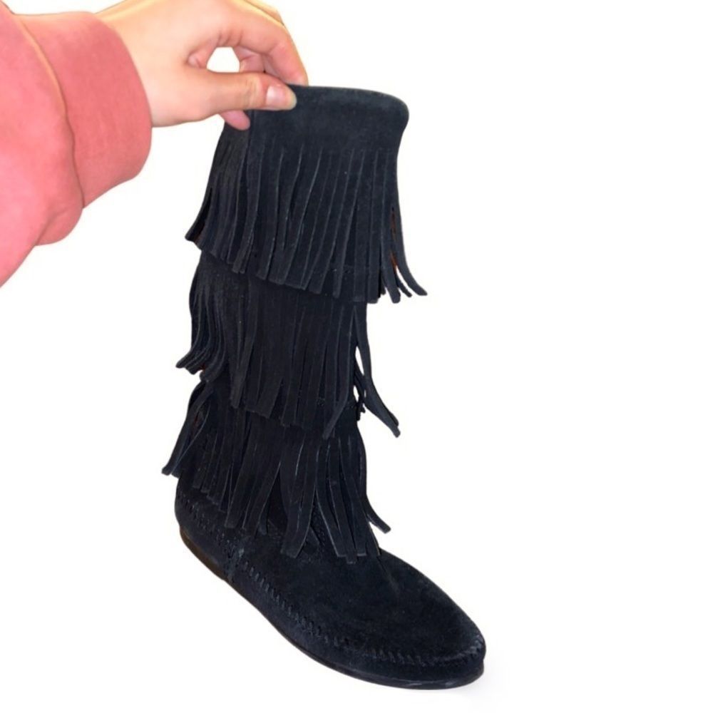Minnetonka Suede 3 Layer Fringe Boots- Size 6 - image 5
